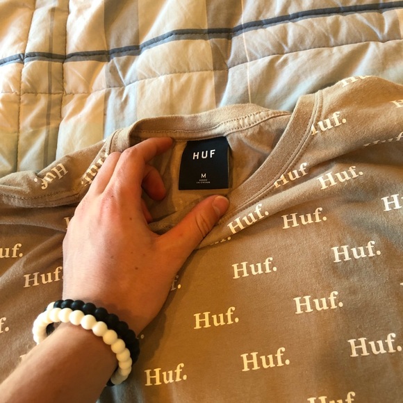h&m sweatpants and huf shirt bundle - Picture 3 of 8